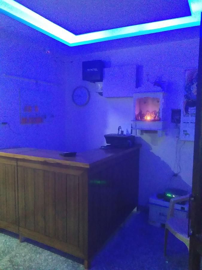 نويدا الكبرى Shiv Shakti Guest House الغرفة الصورة