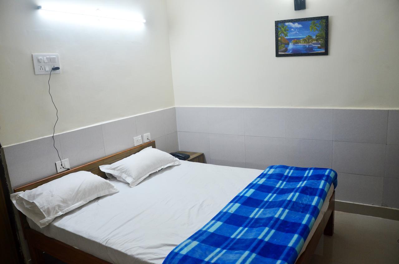 نويدا الكبرى Shiv Shakti Guest House المظهر الخارجي الصورة